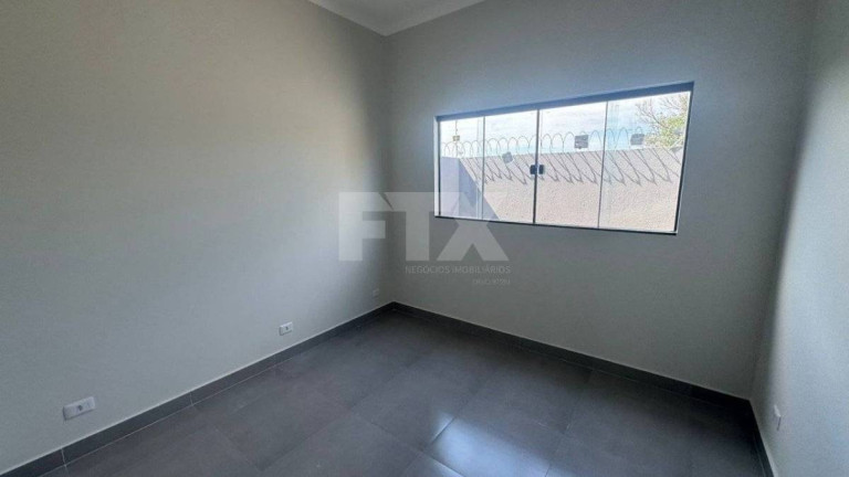 Imagem Casa com 2 Quartos à Venda, 56 m² em Guanandi - Campo Grande