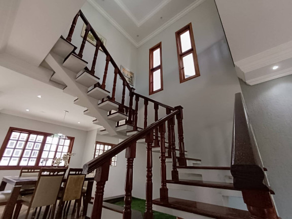 Imagem Casa com 4 Quartos à Venda, 320 m² em Urbanova - São José Dos Campos