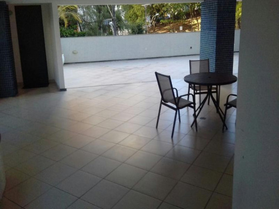 Imagem Apartamento com 2 Quartos à Venda, 65 m² em Pituba - Salvador
