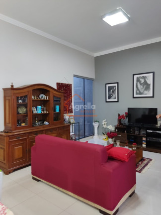 Imagem Casa com 3 Quartos à Venda, 360 m² em Chácara Do Ouro - Mogi Guaçu Imagem Casa com 3 Quartos à Venda, 360 m² em Chácara Do Ouro - Mogi Guaçu