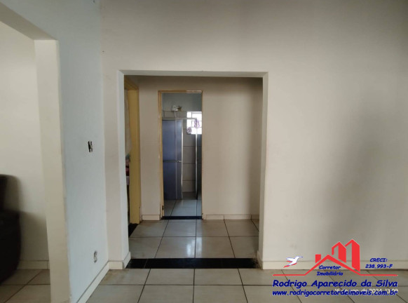 Imagem Casa com 2 Quartos à Venda, 448 m² em Vila Xavier - Birigui