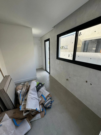 Imagem Casa com 3 Quartos à Venda, 251 m² em Santa Regina - Camboriú