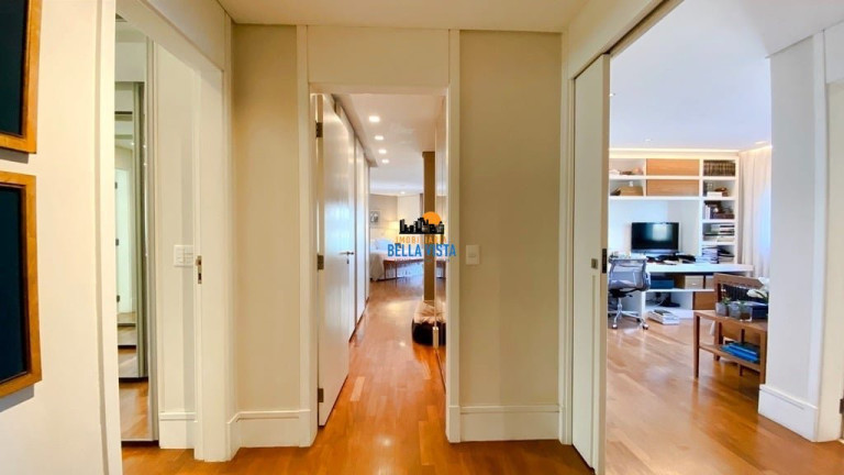 Imagem Apartamento com 3 Quartos à Venda,  em Moema - São Paulo