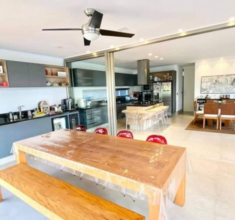 Imagem Casa com 4 Quartos à Venda, 385 m² em Alphaville - Santana De Parnaíba Imagem Casa com 4 Quartos à Venda, 385 m² em Alphaville - Santana De Parnaíba