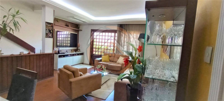 Sobrado com 3 Quartos à Venda, 281 m² em Santa Maria - São Caetano Do Sul