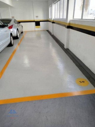 Sala Comercial à Venda, 42 m² em Centro - Florianópolis