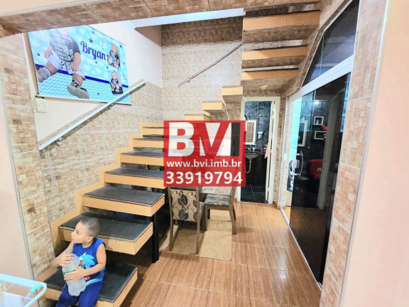 Imagem Casa com 4 Quartos à Venda, 320 m² em Cordovil - Rio De Janeiro Imagem Casa com 4 Quartos à Venda, 320 m² em Cordovil - Rio De Janeiro