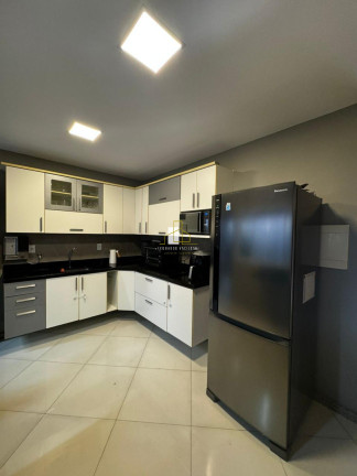 Imagem Casa com 3 Quartos à Venda, 235 m² em Colina De Laranjeiras - Serra