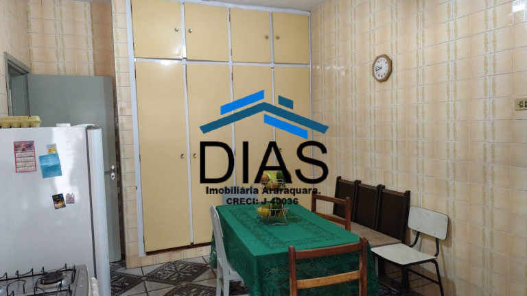 Imagem Casa com 3 Quartos à Venda, 263 m² em Jardim Nova América - Araraquara Imagem Casa com 3 Quartos à Venda, 263 m² em Jardim Nova América - Araraquara