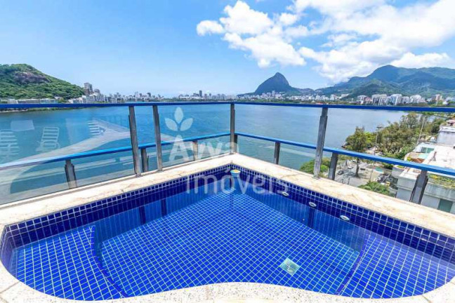 Imagem Cobertura com 4 Quartos à Venda, 495 m² em Lagoa - Rio De Janeiro Imagem Cobertura com 4 Quartos à Venda, 495 m² em Lagoa - Rio De Janeiro