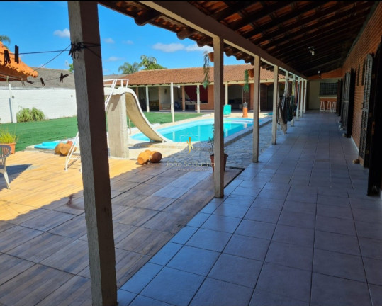 Imagem Casa com 5 Quartos à Venda, 360 m² em Piçarras - Guaratuba Imagem Casa com 5 Quartos à Venda, 360 m² em Piçarras - Guaratuba