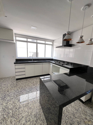 Imagem Cobertura com 2 Quartos à Venda, 82 m² em Santa Efigênia - Belo Horizonte