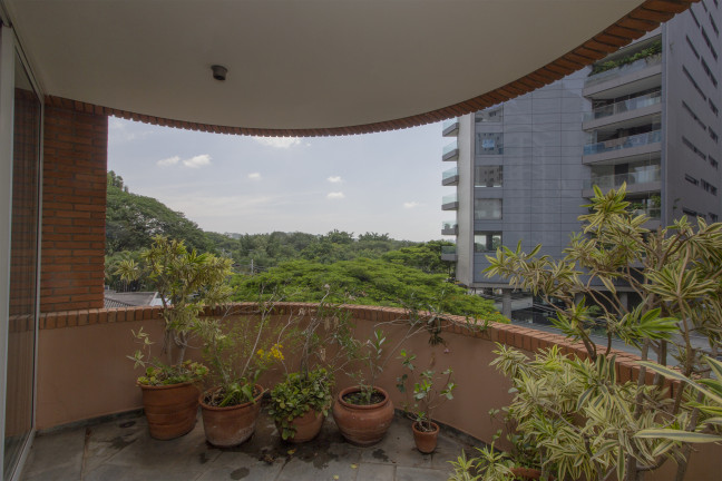 Imagem Apartamento com 3 Quartos à Venda, 210 m² em Itaim Bibi - São Paulo