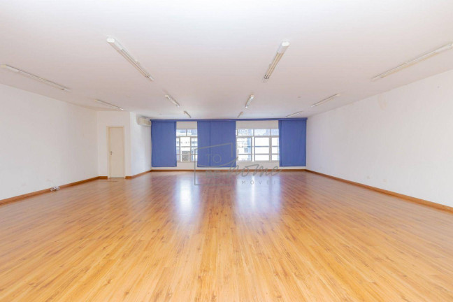 Sala Comercial à Venda, 139 m² em Centro - Curitiba