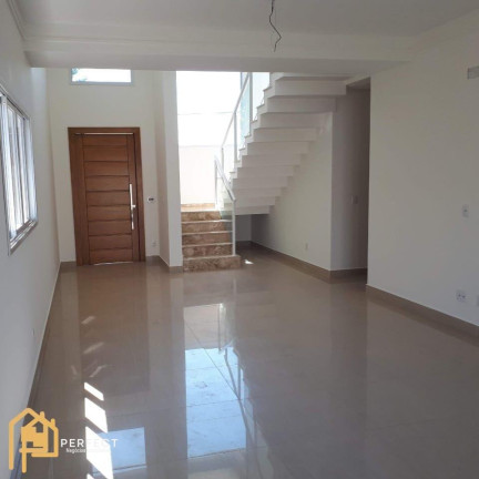 Imagem Casa com 3 Quartos à Venda, 206 m² em Via Dutra - Caçapava