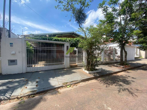 Imagem Casa com 3 Quartos à Venda, 222 m²