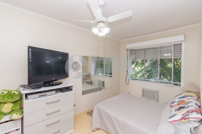 Imagem Apartamento com 3 Quartos à Venda, 77 m² em Passo Da Areia - Porto Alegre
