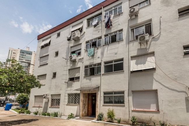Imagem Imóvel com 2 Quartos à Venda, 55 m² em Passo Da Areia - Porto Alegre Imagem Imóvel com 2 Quartos à Venda, 55 m² em Passo Da Areia - Porto Alegre