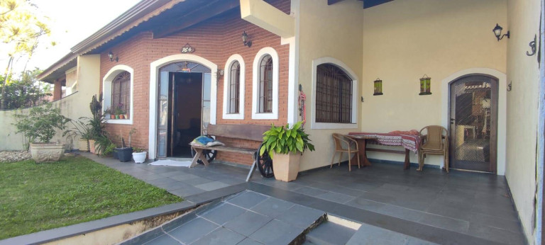 Casa com 3 Quartos à Venda, 180 m² em Oasis - Peruíbe
