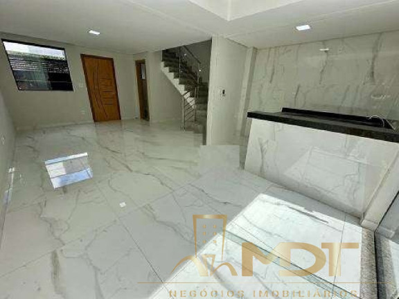 Casa com 3 Quartos à Venda, 128 m² em Santa Mônica - Belo Horizonte