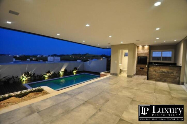Imagem Casa de Condomínio com 4 Quartos à Venda, 377 m² em Bragança Paulista