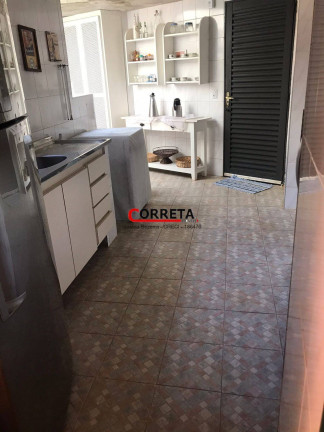 Imagem Casa com 6 Quartos à Venda, 3.900 m² em Piratuba - Ibiúna Imagem Casa com 6 Quartos à Venda, 3.900 m² em Piratuba - Ibiúna