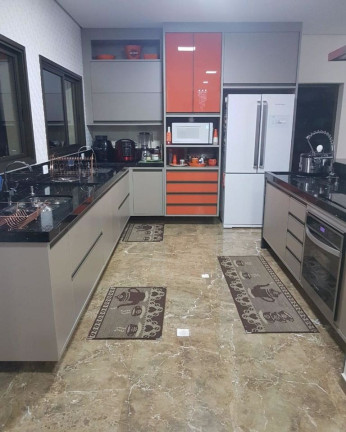 Imagem Sobrado à Venda, em São Fernando Residência - Barueri Imagem Sobrado à Venda, em São Fernando Residência - Barueri