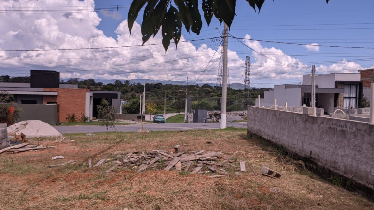 Imagem Terreno em Condomínio à Venda, 200 m² em Parque São Domingos - Pindamonhangaba Imagem Terreno em Condomínio à Venda, 200 m² em Parque São Domingos - Pindamonhangaba