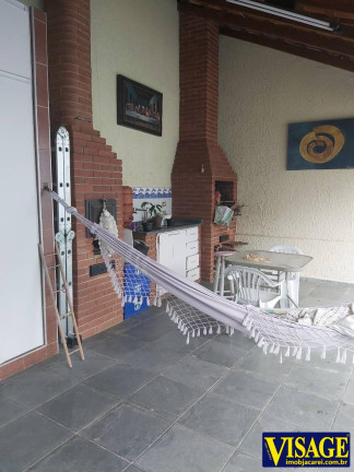Imagem Casa com 3 Quartos à Venda, 313 m² em Centro - Jacareí