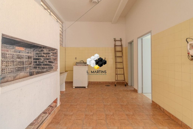 Imagem Casa com 3 Quartos à Venda, 259 m² em Bom Jesus - Porto Alegre