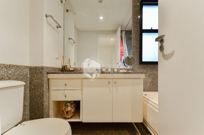 Imagem Imóvel com 3 Quartos à Venda, 189 m² em Vila Andrade - São Paulo