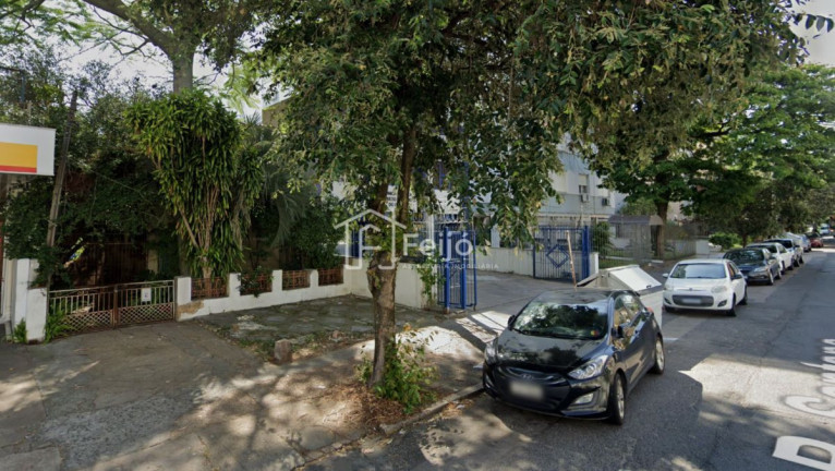 Terreno à Venda, 884 m² em Santana - Porto Alegre