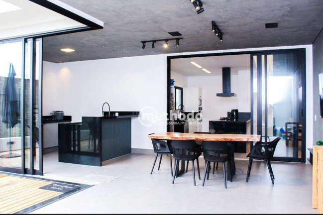 Imagem Casa com 3 Quartos à Venda, 229 m² em Swiss Park - Campinas Imagem Casa com 3 Quartos à Venda, 229 m² em Swiss Park - Campinas