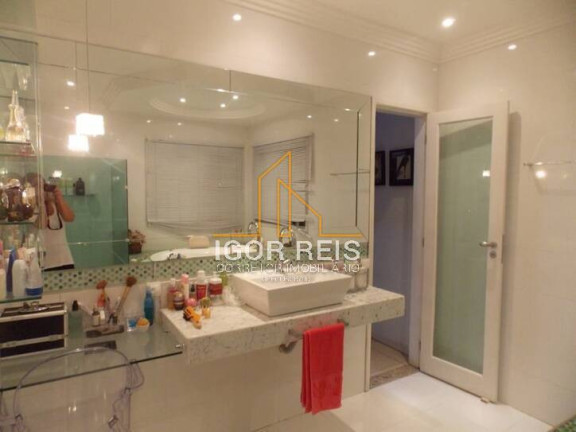 Imagem Casa com 3 Quartos à Venda, 432 m² em Parque Jóquei Club - Campos Dos Goytacazes Imagem Casa com 3 Quartos à Venda, 432 m² em Parque Jóquei Club - Campos Dos Goytacazes