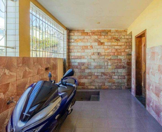 Imagem Casa com 4 Quartos à Venda, 212 m² em Santa Efigênia - Belo Horizonte Imagem Casa com 4 Quartos à Venda, 212 m² em Santa Efigênia - Belo Horizonte