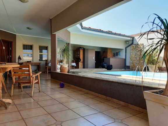 Imagem Casa com 3 Quartos à Venda, 332 m² em Jardim Estoril - Bauru