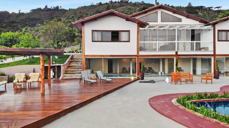 Imagem Casa com 4 Quartos à Venda, 910 m² em Centro - Campos Do Jordão Imagem Casa com 4 Quartos à Venda, 910 m² em Centro - Campos Do Jordão