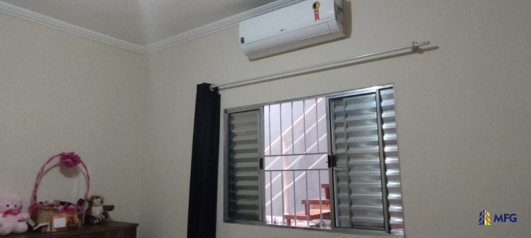 Imagem Casa com 2 Quartos à Venda, 130 m² em Jardim J S Carvalho - Sorocaba Imagem Casa com 2 Quartos à Venda, 130 m² em Jardim J S Carvalho - Sorocaba