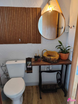 Imagem Casa com 4 Quartos à Venda, 200 m² em São João Do Rio Vermelho - Florianópolis