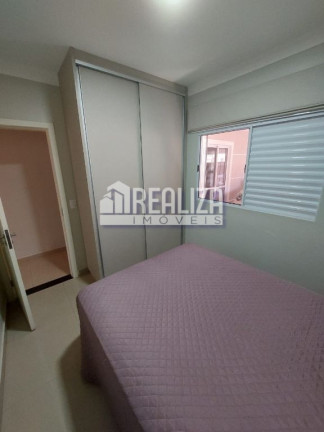 Imagem Casa de Condomínio com 3 Quartos à Venda, 200 m² em Vila Arquelau - Uberaba