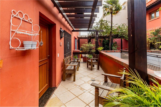 Imagem Casa de Condomínio com 3 Quartos à Venda, 214 m² em Vila Jardim - Porto Alegre