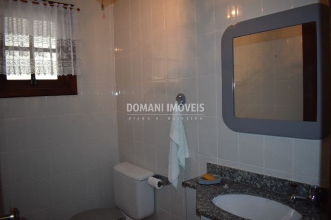 Imagem Casa com 4 Quartos à Venda, 205 m² em Região Do Alto Do Capivari - Campos Do Jordão