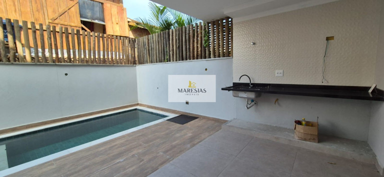 Imagem Casa com 3 Quartos à Venda, 130 m² em Camburi - São Sebastião