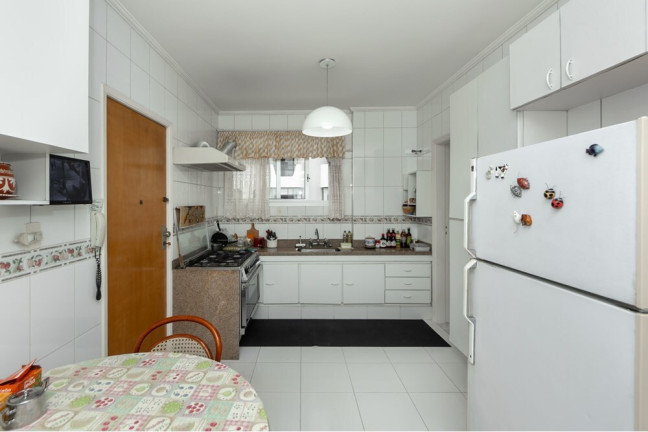 Imagem Apartamento com 3 Quartos à Venda, 140 m² em Santa Cecília - São Paulo