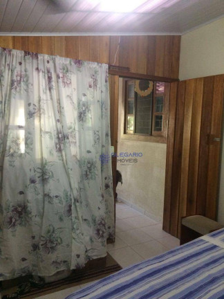 Imagem Casa com 2 Quartos à Venda, 275 m² em Centro - Penha