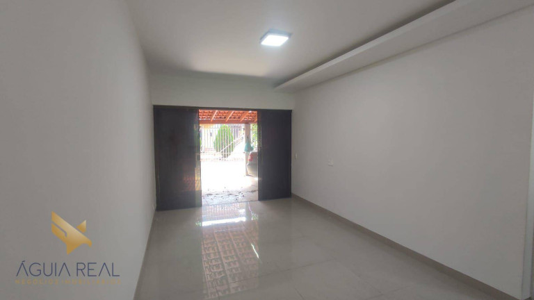 Imagem Sobrado com 4 Quartos à Venda, 220 m² em Vila Planalto - Campo Grande Imagem Sobrado com 4 Quartos à Venda, 220 m² em Vila Planalto - Campo Grande