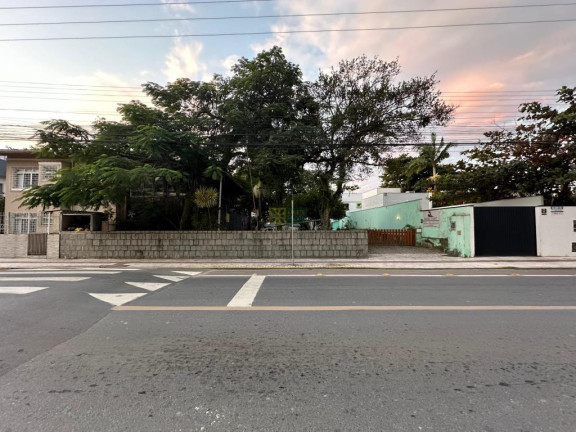 Imagem Casa com 8 Quartos à Venda, 1.177 m² em Balneário Perequê - Porto Belo Imagem Casa com 8 Quartos à Venda, 1.177 m² em Balneário Perequê - Porto Belo