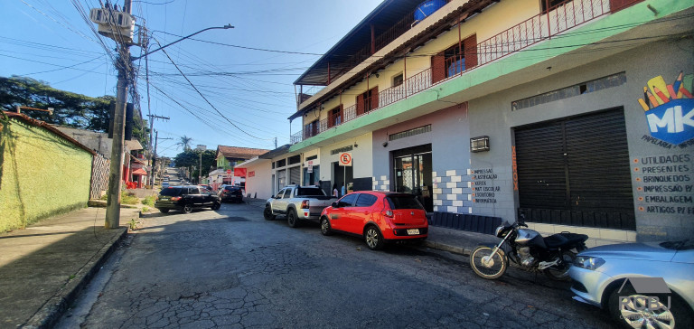 Imagem Sobrado com 9 Quartos à Venda,  em Riacho Das Pedras - Contagem