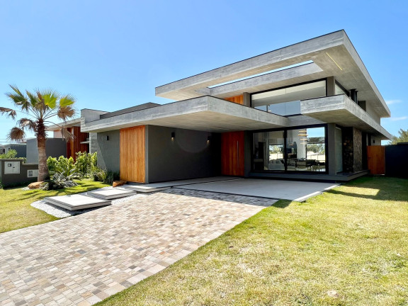 Imagem Consultório à Venda, 215 m² em Celebration - Xangri-lá Imagem Consultório à Venda, 215 m² em Celebration - Xangri-lá