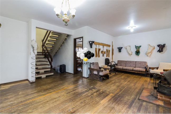 Imagem Casa com 4 Quartos à Venda, 313 m² em Cavalhada - Porto Alegre